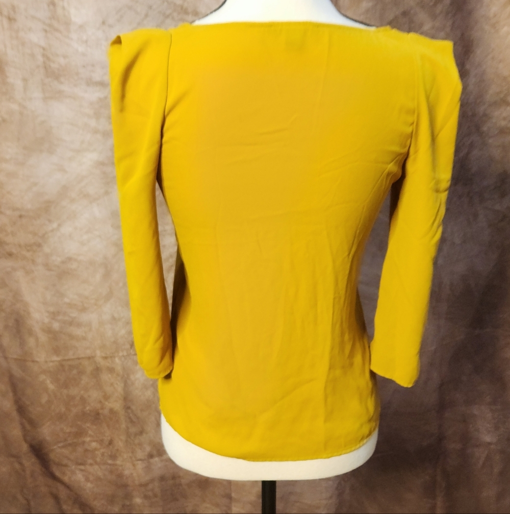 Mexx V-Neck Blouse – Mustard Yellow – Size 4 - Picture 4 of 6